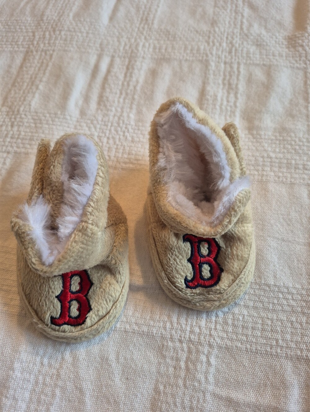 Boston Red Sox baby size small slipper booties EUC